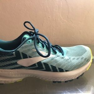 Brooks Women's Launch 6